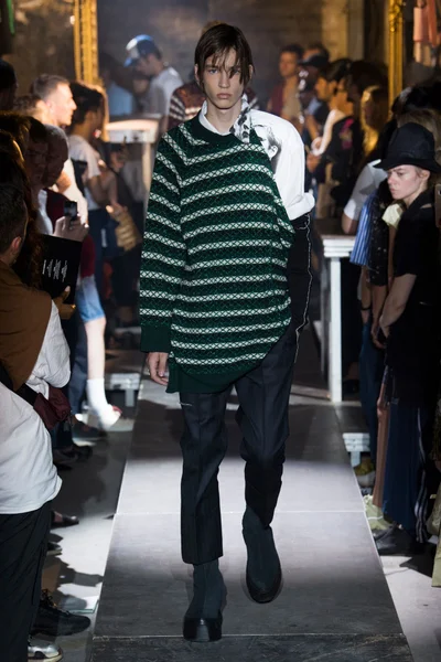 Look 42